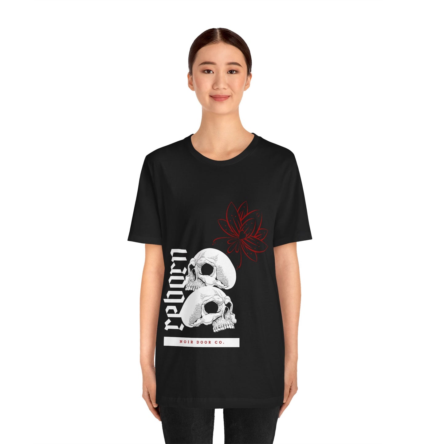 Reborn Skull Graphic Tee: Gothic Crown Design