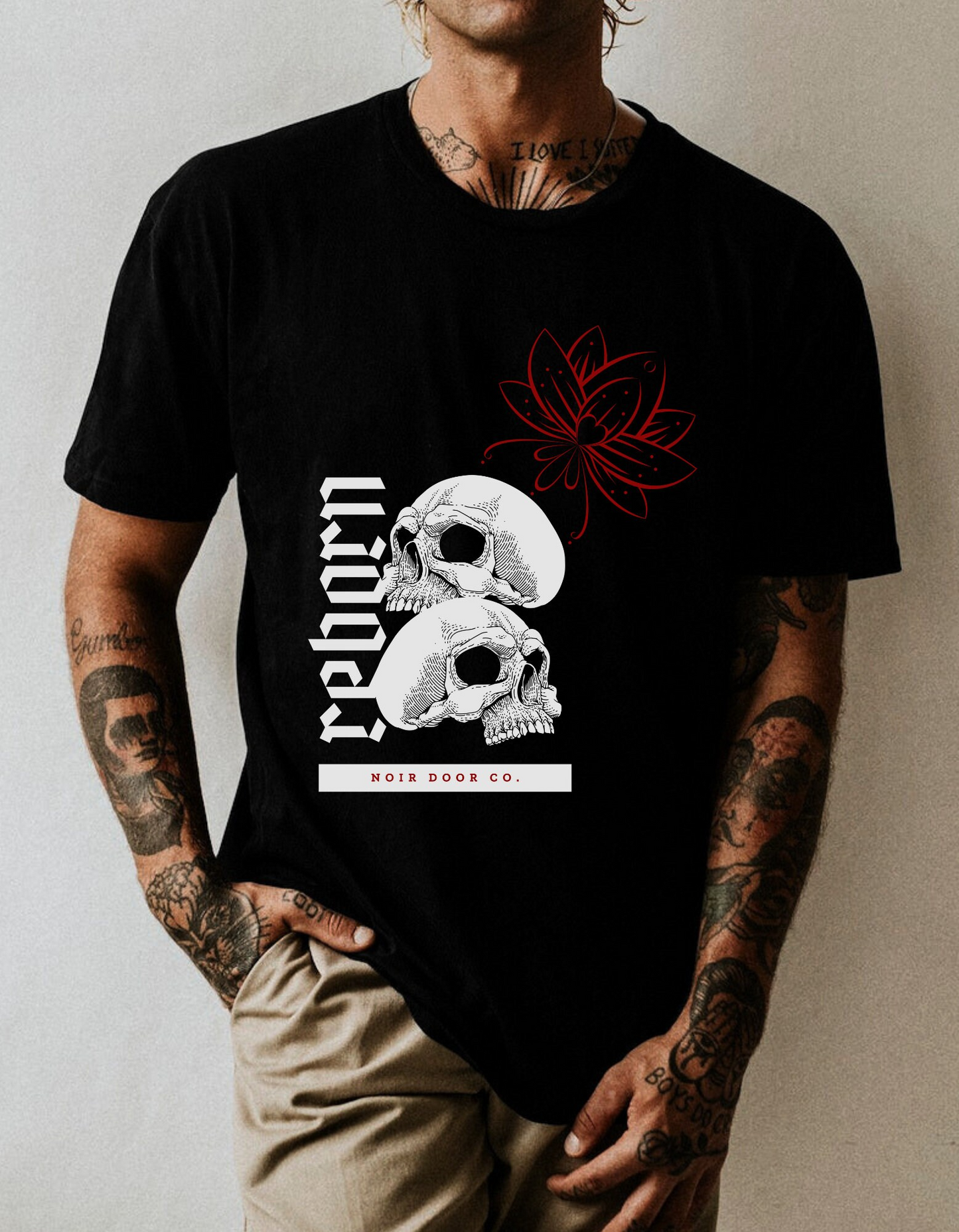 Reborn Skull Graphic Tee: Gothic Crown Design